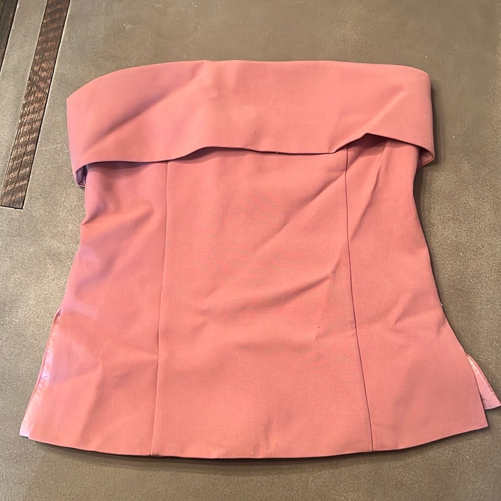 Aritziq Barton Element Red Willow Strapless Top